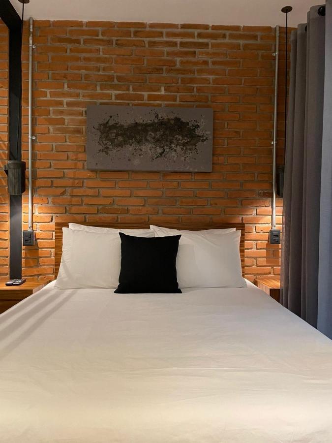 Hotel Oxu Solo Adultos Valle de Bravo Luaran gambar